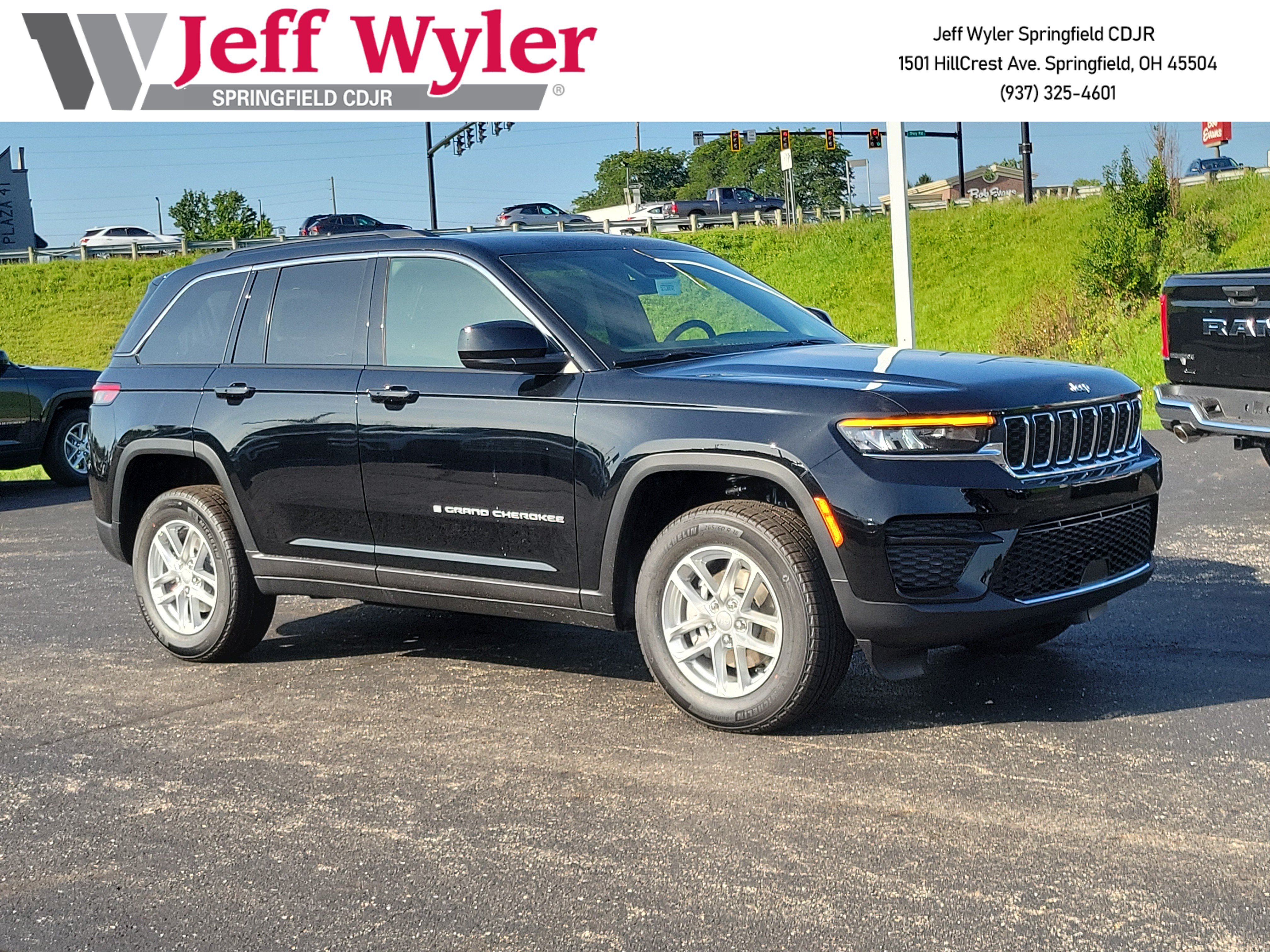New 2026 Jeep Grand Cherokee Laredo