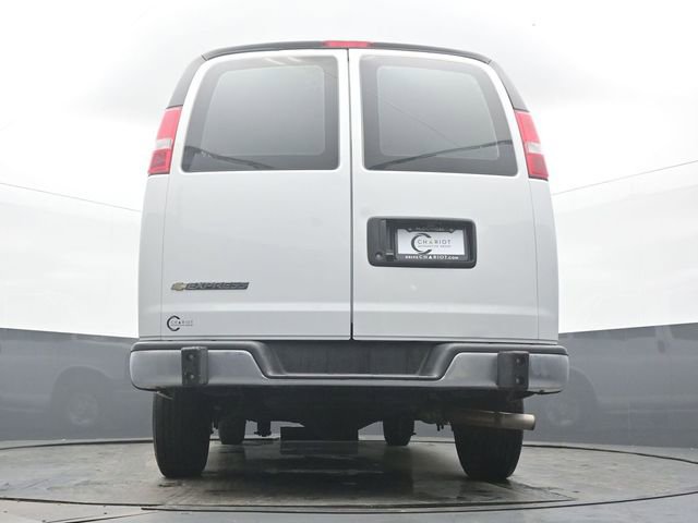 Used 2024 Chevrolet Express 2500 w/ Driver Convenience Package image 38