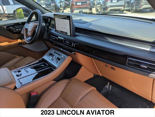 Certified 2023 Lincoln Aviator Black Label Grand Touring w/ Class IV Trailer Tow Package AWD/4WD image 26