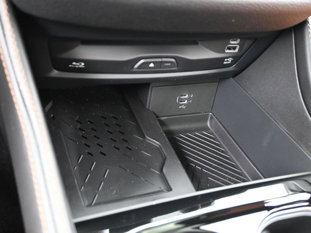 New 2026 Chrysler Pacifica Pinnacle image 21