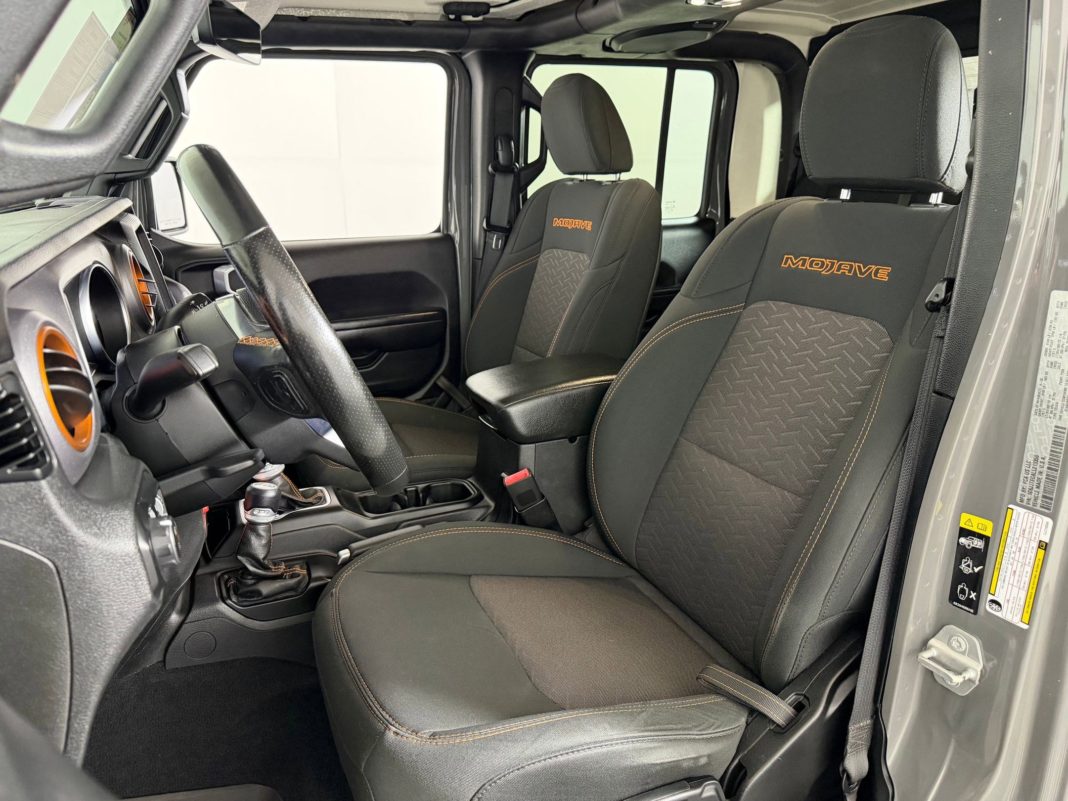 Used 2020 Jeep Gladiator Mojave AWD/4WD image 4