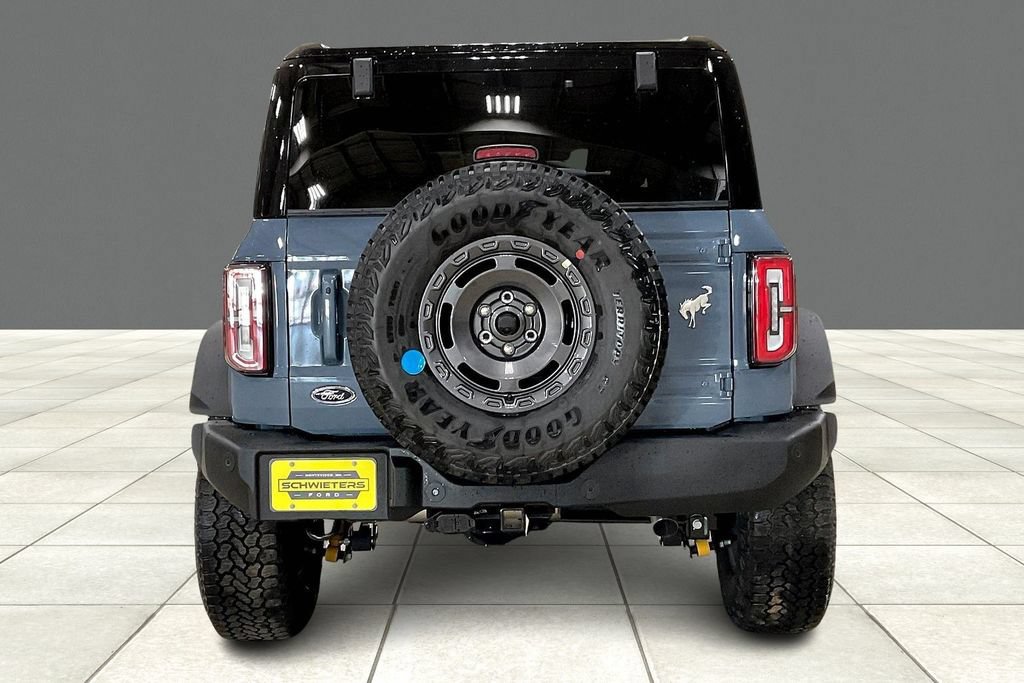 New 2025 Ford Bronco Outer Banks w/ Sasquatch Package AWD/4WD image 4
