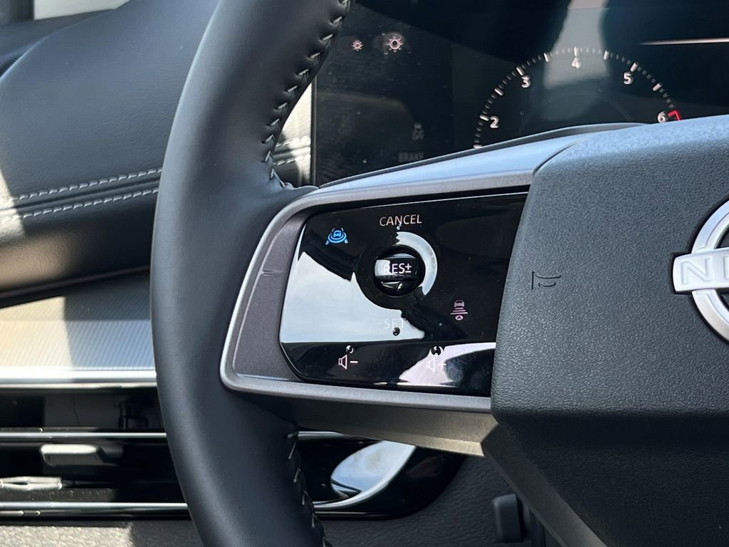 Used 2025 Nissan Murano Platinum w/ Cargo Package image 23