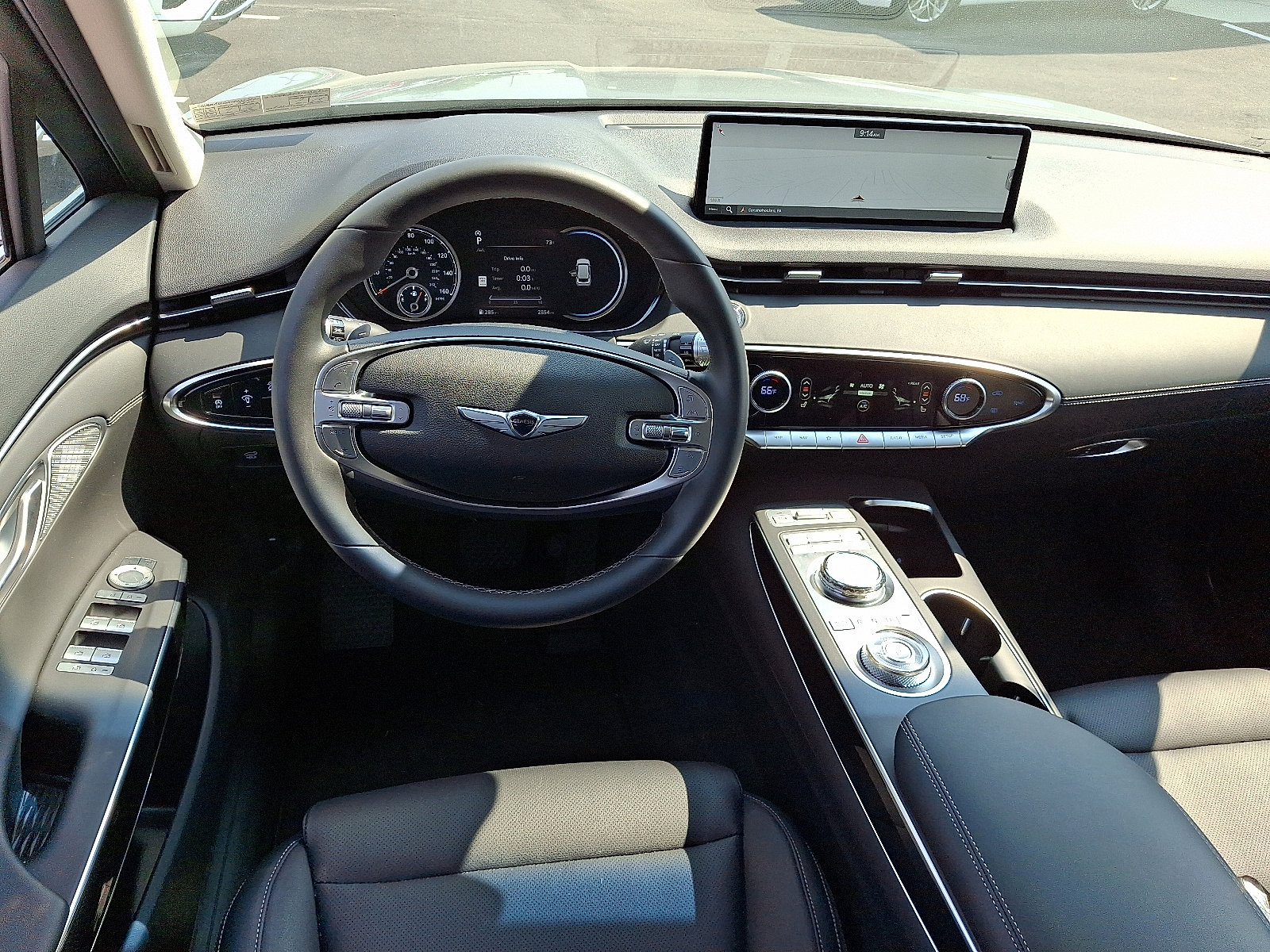 Used 2025 Genesis GV70 2.5T image 11