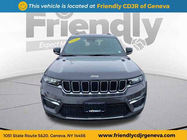 Used 2025 Jeep Grand Cherokee Limited w/ Trailer Tow Package image 2