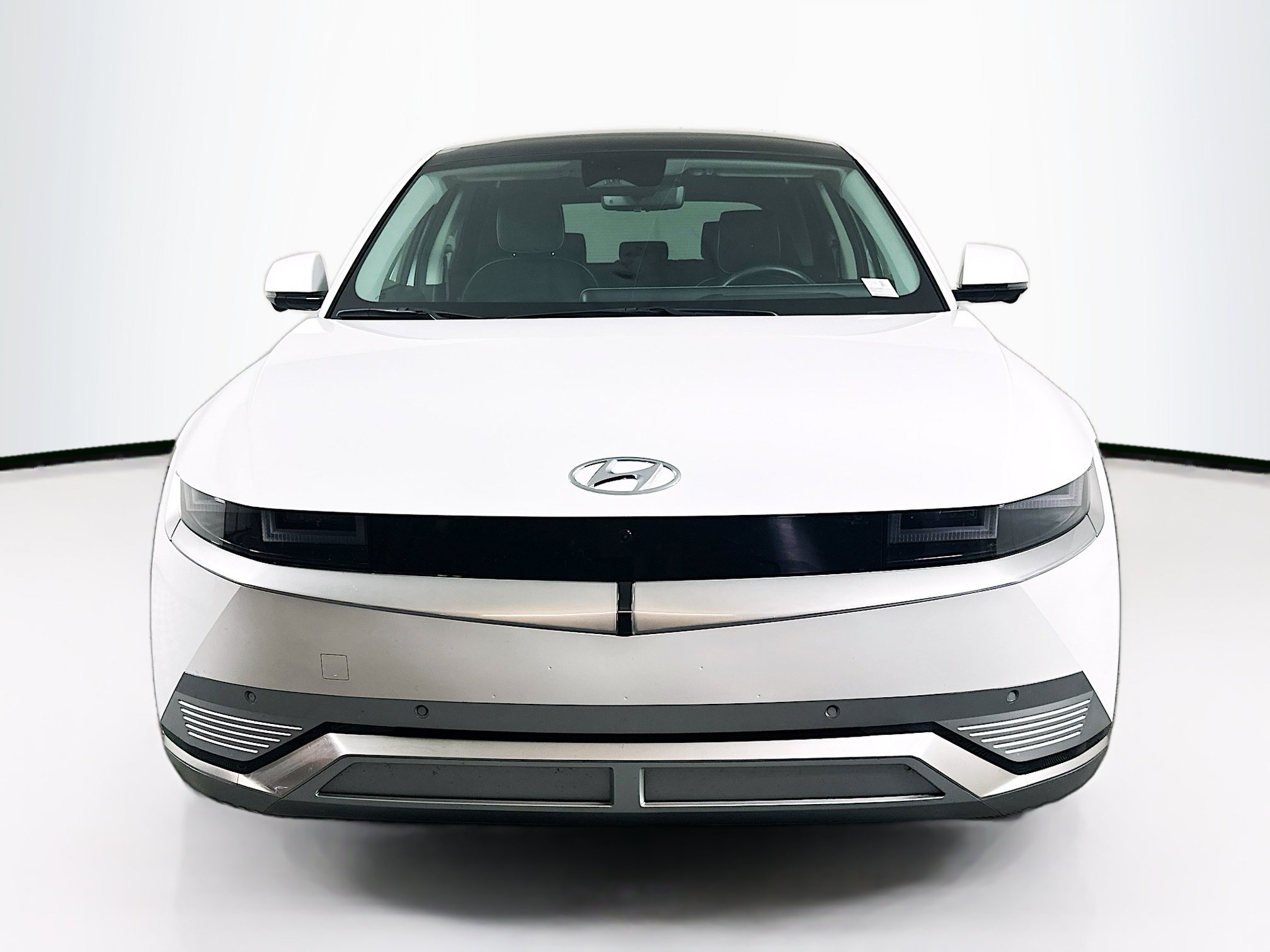 Used 2024 Hyundai Ioniq 5 Limited RWD image 2