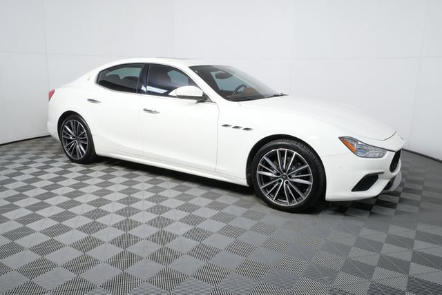 Used 2021 Maserati Ghibli S image 22