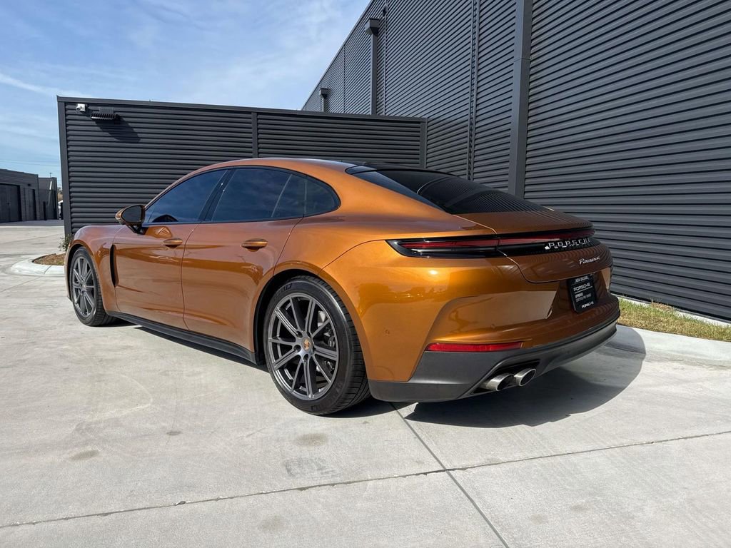 Certified 2024 Porsche Panamera 4 w/ Premium Package image 3
