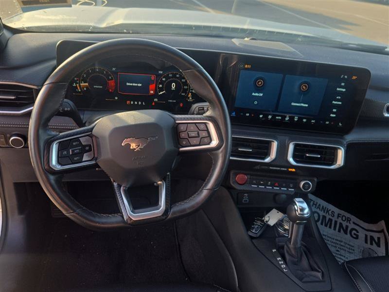 Used 2025 Ford Mustang Premium RWD image 4