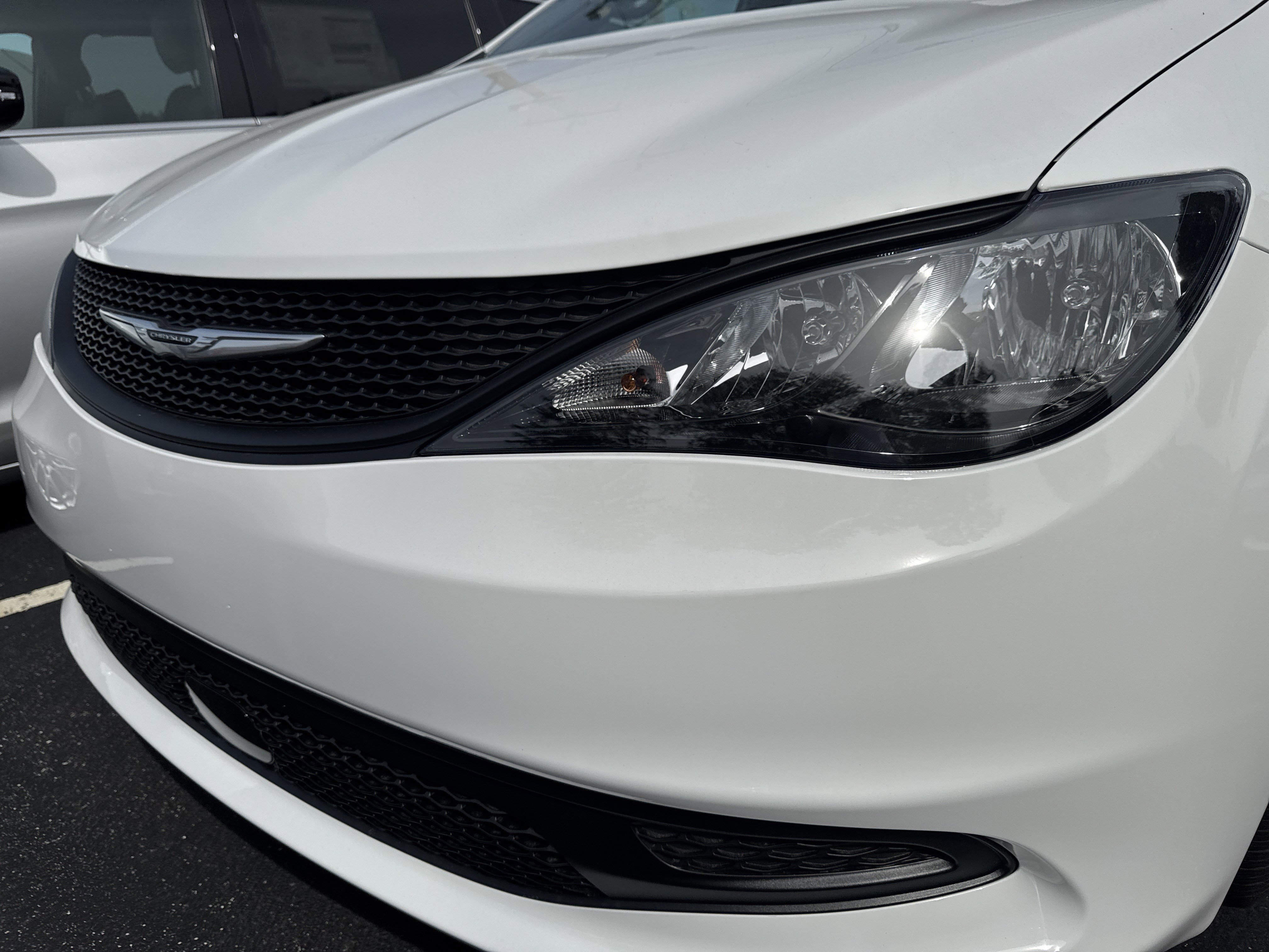 New 2026 Chrysler Voyager LX image 4