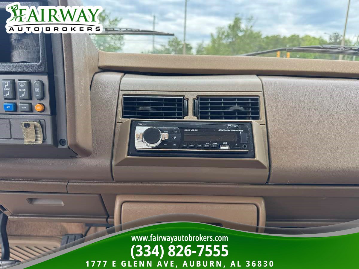 Used 1994 Chevrolet Silverado 1500 4x4 Regular Cab image 17