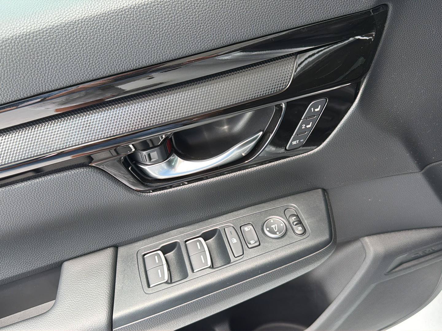 Used 2024 Honda CR-V Sport Touring image 34