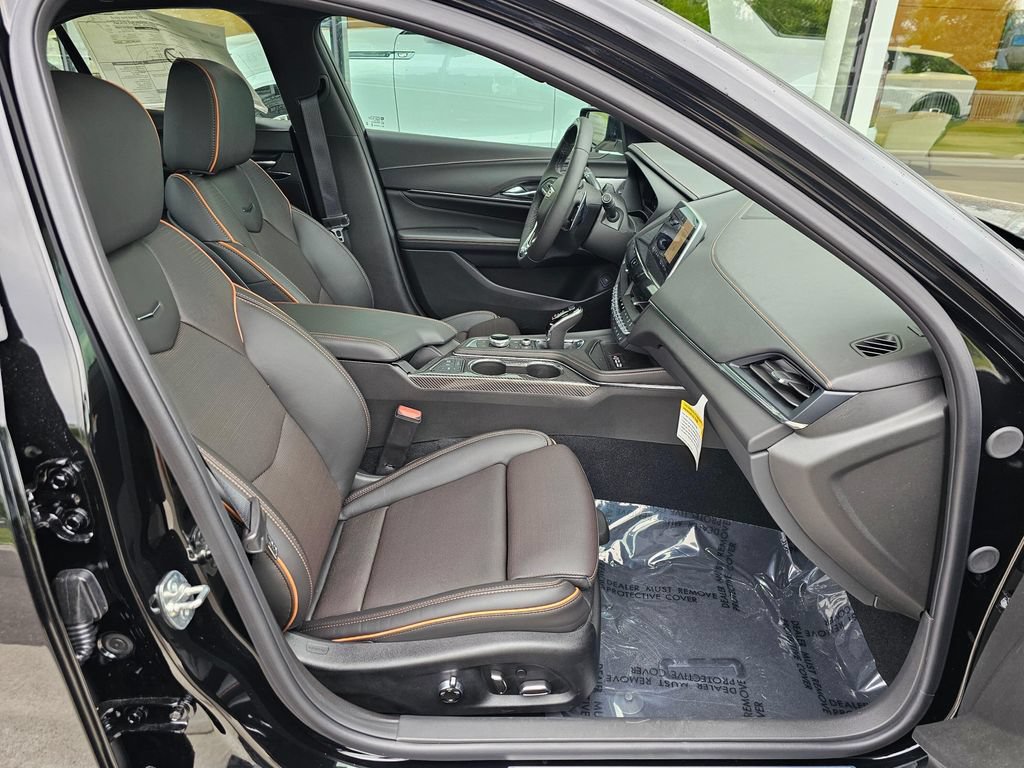 New 2025 Cadillac CT4 V w/ Super Cruise Package AWD/4WD image 11