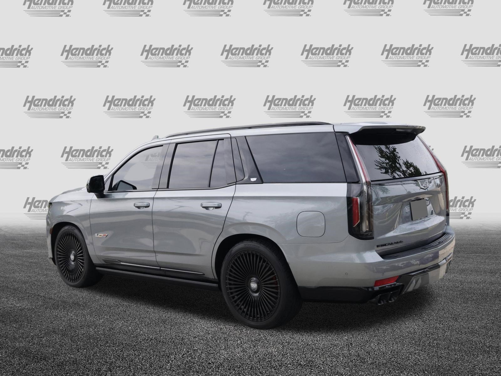 Used 2024 Cadillac Escalade V w/ LPO, ONYX Package AWD/4WD image 7