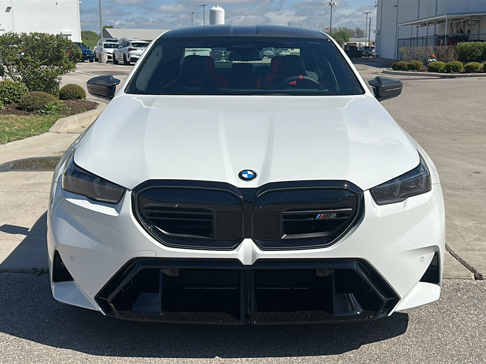 Used 2026 BMW M5 w/ Carbon Package AWD/4WD image 11