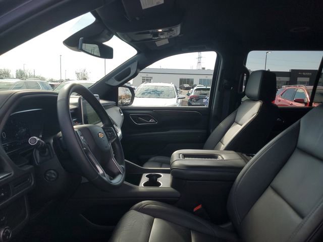 Certified 2024 Chevrolet Tahoe LT w/ Luxury Package AWD/4WD image 17