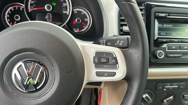 Used 2015 Volkswagen Beetle 1.8T FWD image 14