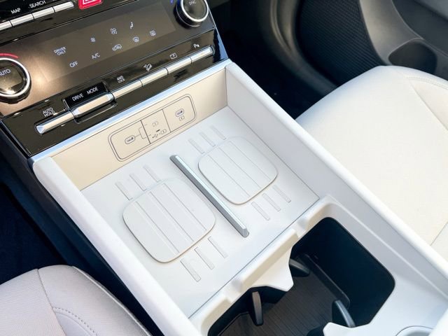 New 2026 Hyundai Santa Fe SE image 23