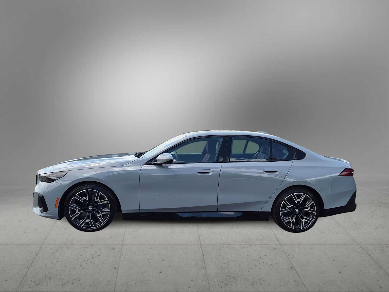 Used 2026 BMW i5 eDrive40 AWD/4WD image 5