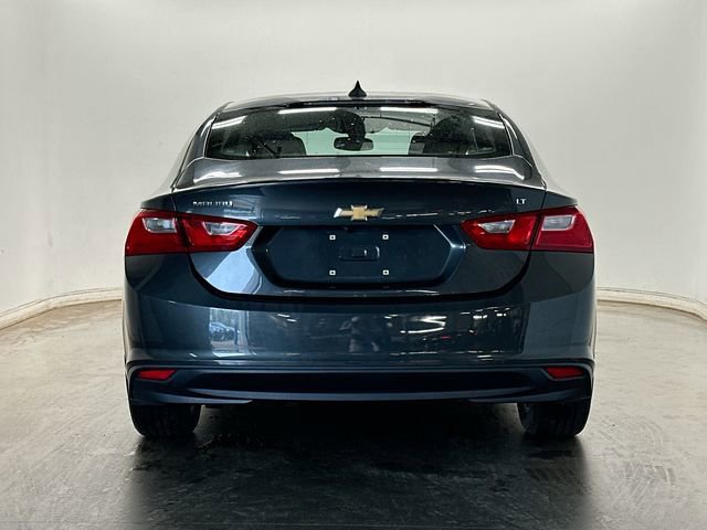 Used 2018 Chevrolet Malibu LT FWD image 4