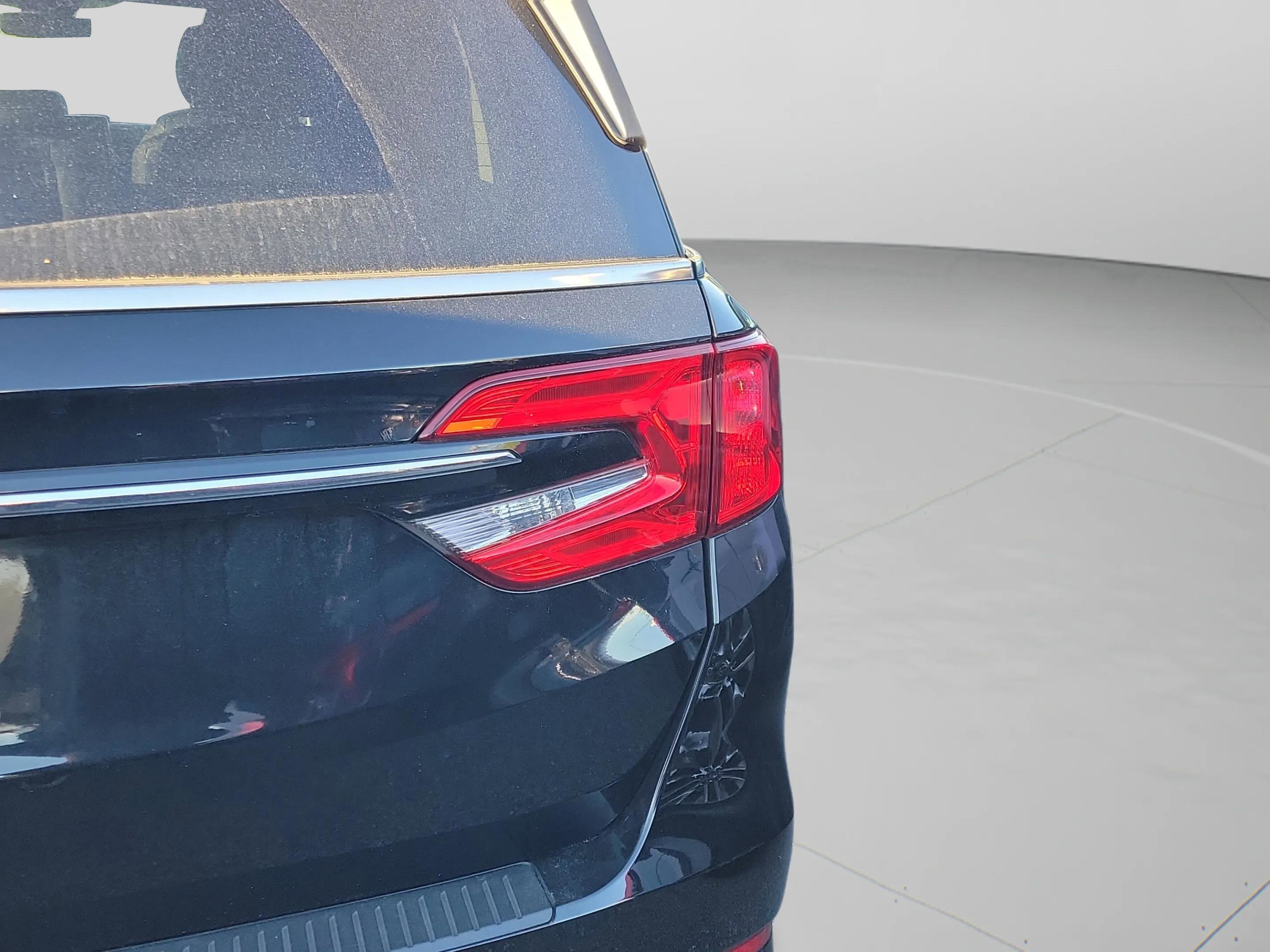 Used 2023 Honda Odyssey EX-L image 18