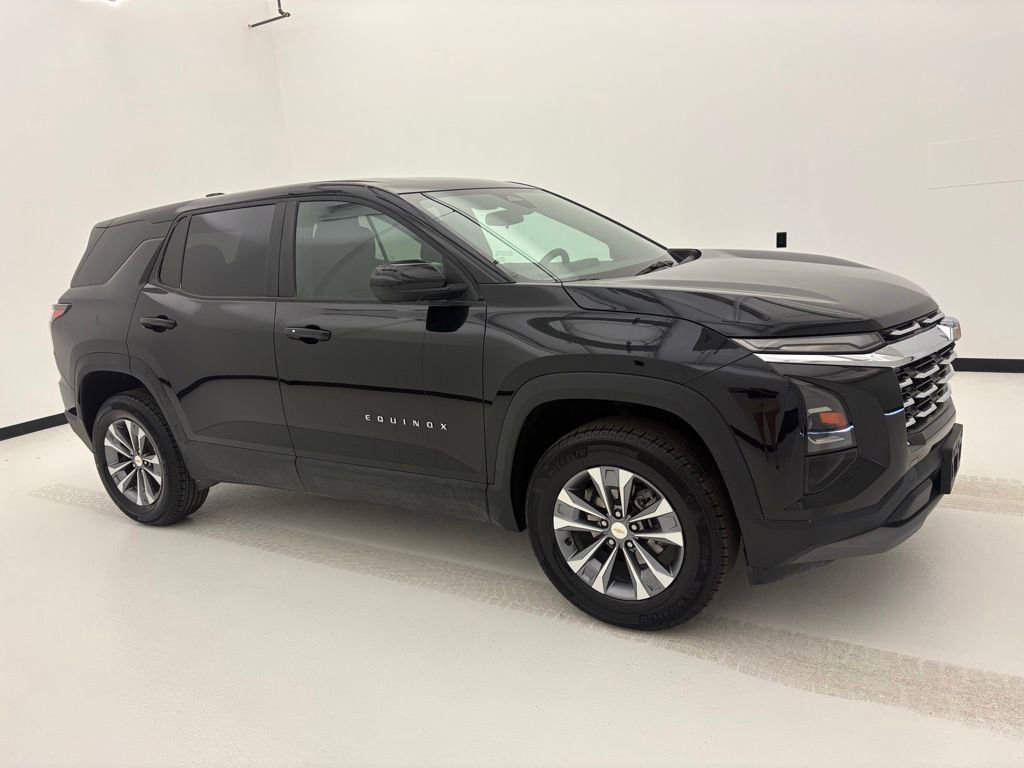 Used 2025 Chevrolet Equinox LT