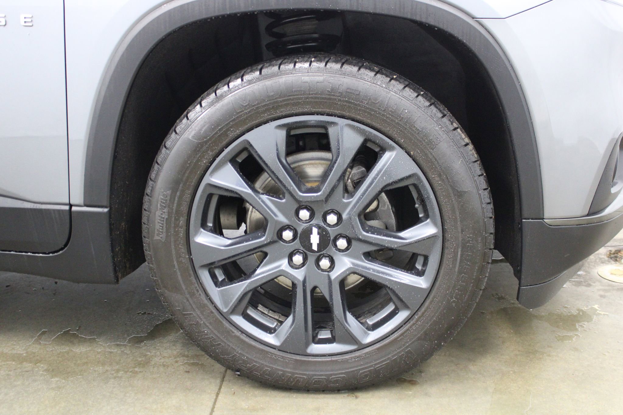 Used 2020 Chevrolet Traverse RS w/ LPO, Floor Liner Package FWD image 5