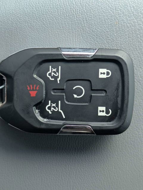 Used 2015 Chevrolet Suburban LT w/ Luxury Package RWD image 34