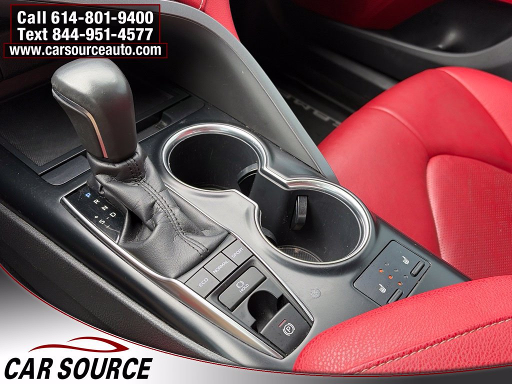 Used 2018 Toyota Camry XSE FWD image 21