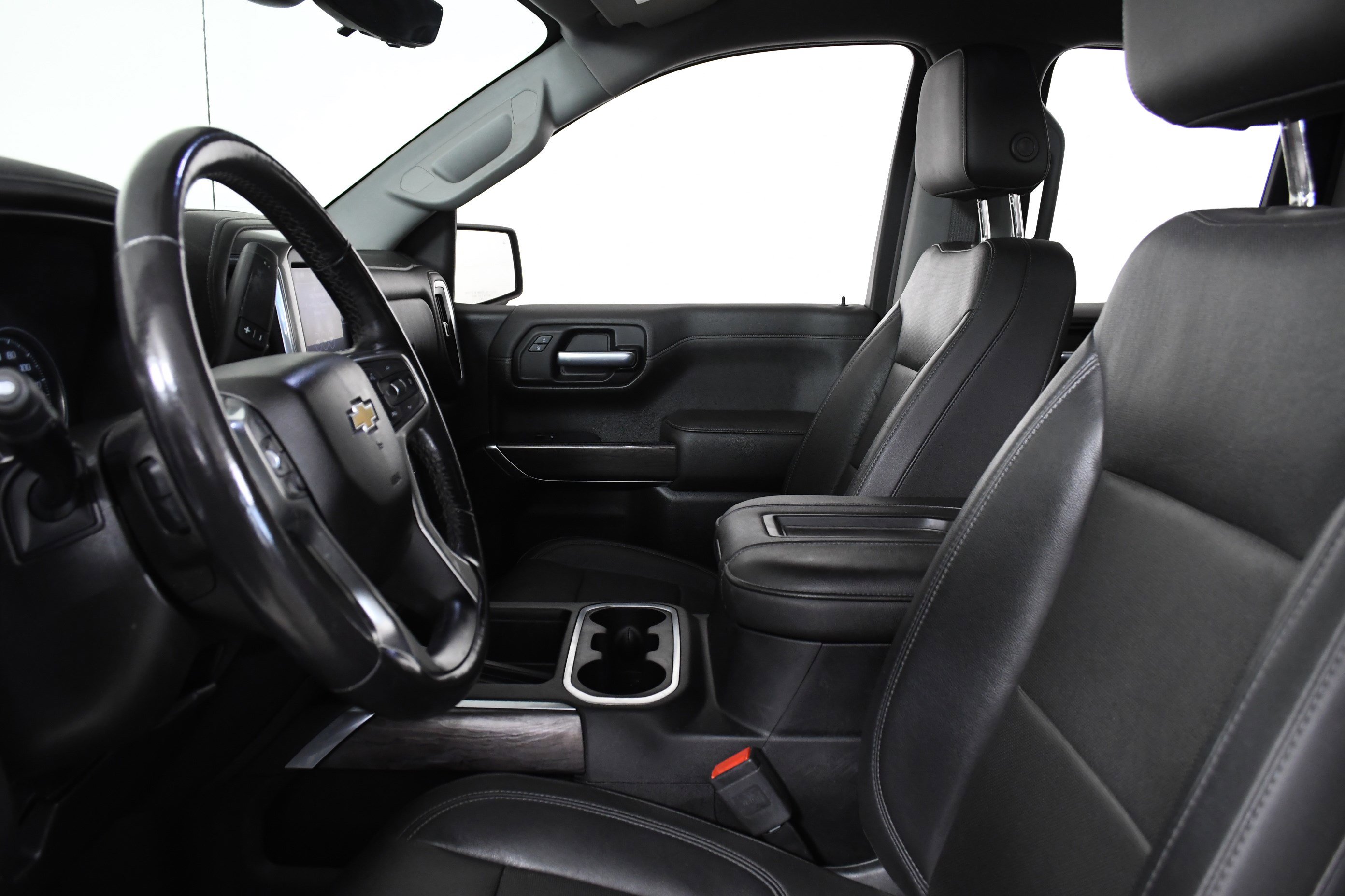 Used 2019 Chevrolet Silverado 1500 LTZ w/ LTZ Plus Package image 18