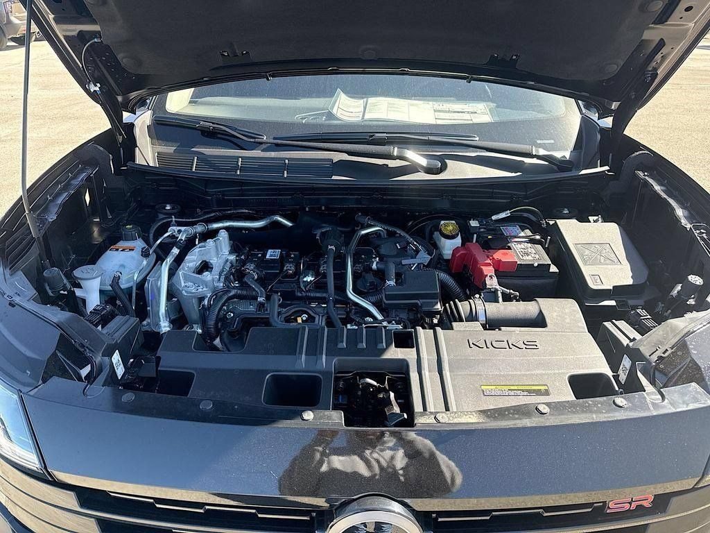 New 2026 Nissan Kicks SR w/ Illumination Package FWD image 27