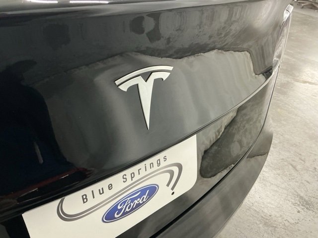 Used 2018 Tesla Model 3 Mid Range image 5