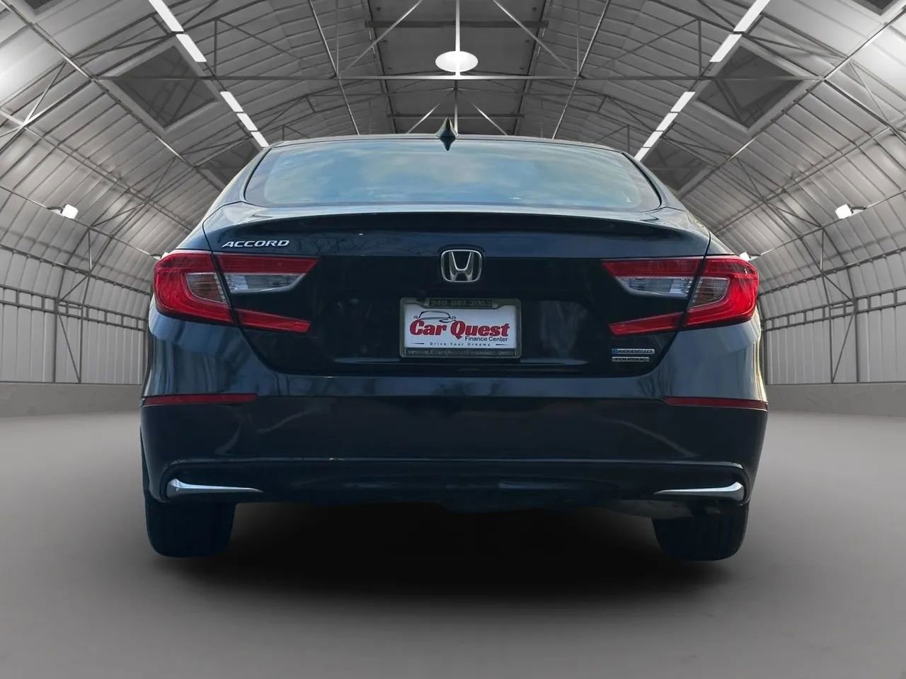Used 2018 Honda Accord Touring image 6