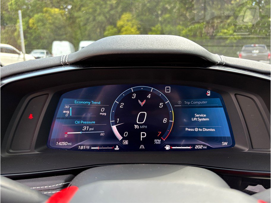 Used 2020 Chevrolet Corvette Stingray Coupe w/ 2LT w/ 2LT Preferred Equipment Group RWD image 28