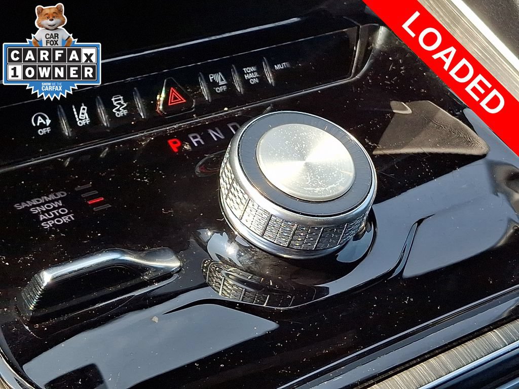 Used 2024 Jeep Wagoneer L Series II w/ Flexible Seating Group AWD/4WD image 15