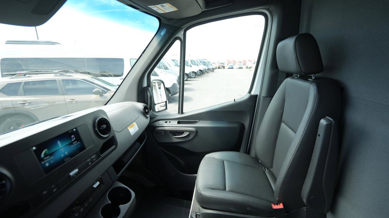 Used 2024 Mercedes-Benz Sprinter 144 Cargo image 13