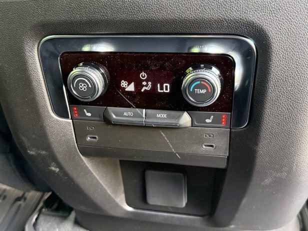 New 2026 GMC Yukon XL Elevation w/ Elevation Premium Package image 20