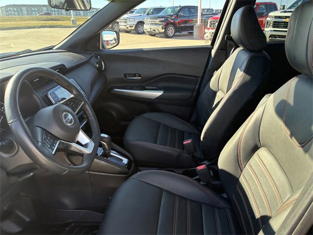 Used 2020 Nissan Kicks SR image 11