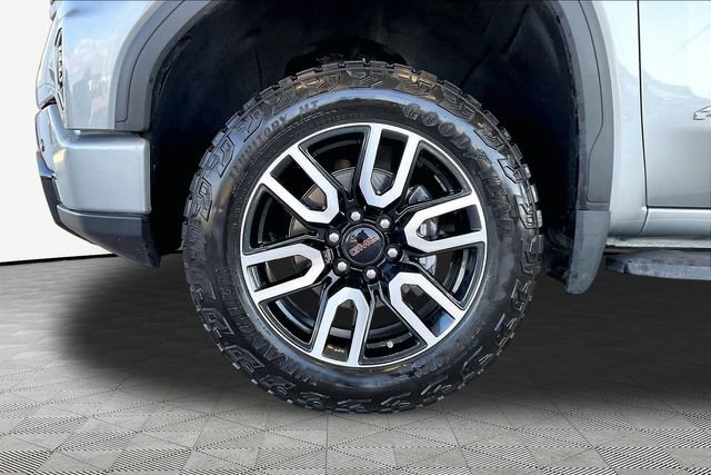 Used 2023 GMC Sierra 1500 AT4 w/ Technology Package AWD/4WD image 21