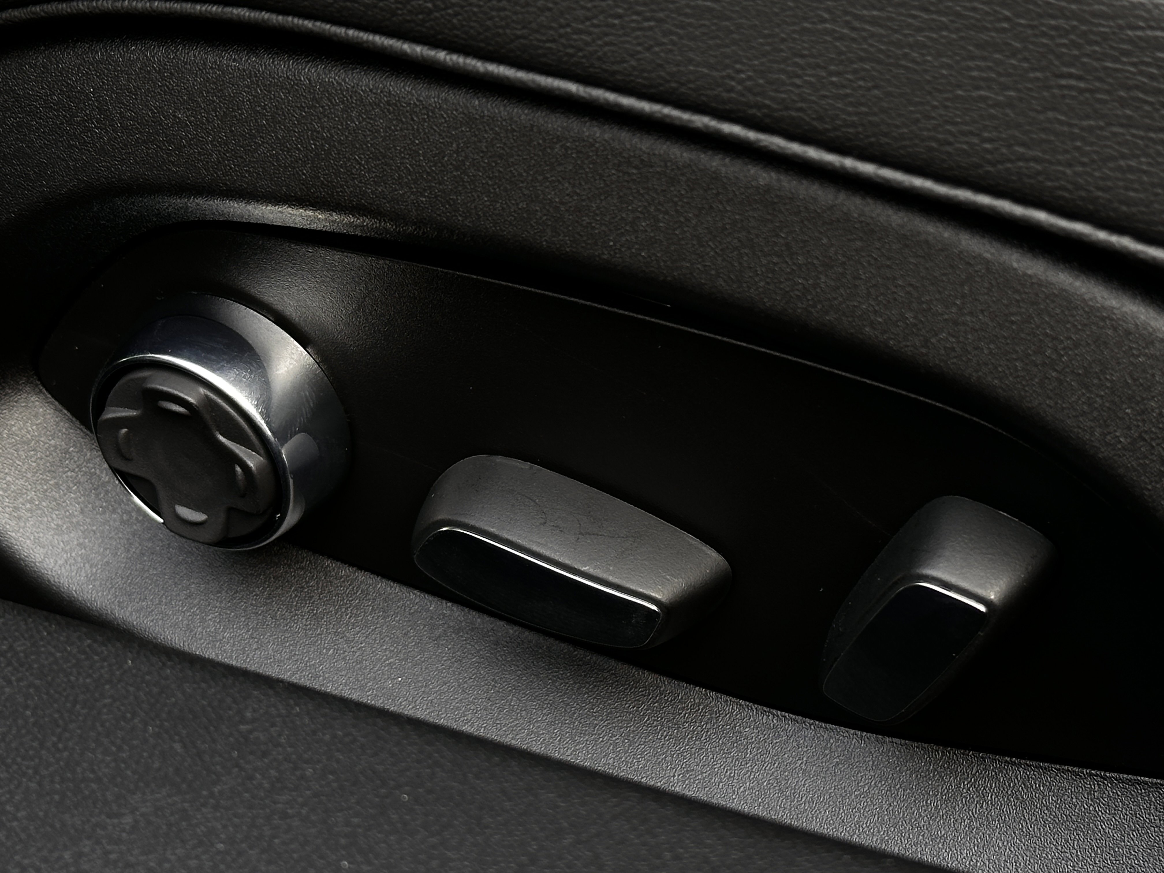 New 2026 Chevrolet Corvette Stingray Premium Conv w/ Z51 Performance Package image 17