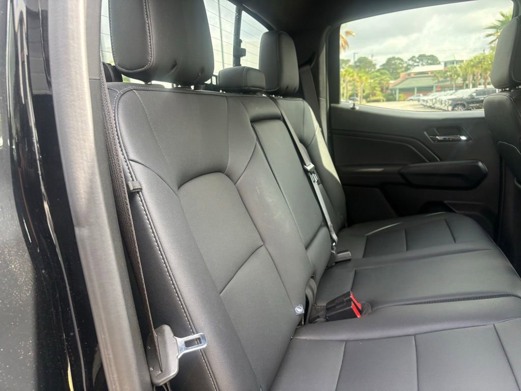 Used 2024 GMC Canyon Elevation w/ Elevation Premium Package AWD/4WD image 12