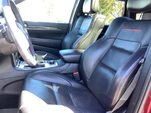 Used 2019 Jeep Grand Cherokee Trailhawk w/ Trailhawk Luxury Group AWD/4WD image 15