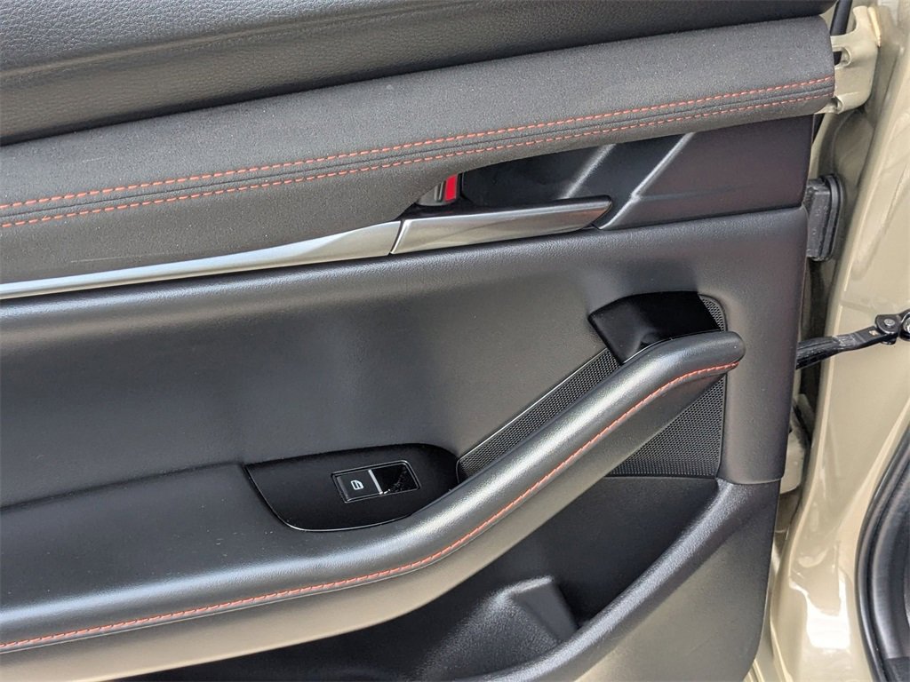 Used 2024 MAZDA MAZDA3 s image 26