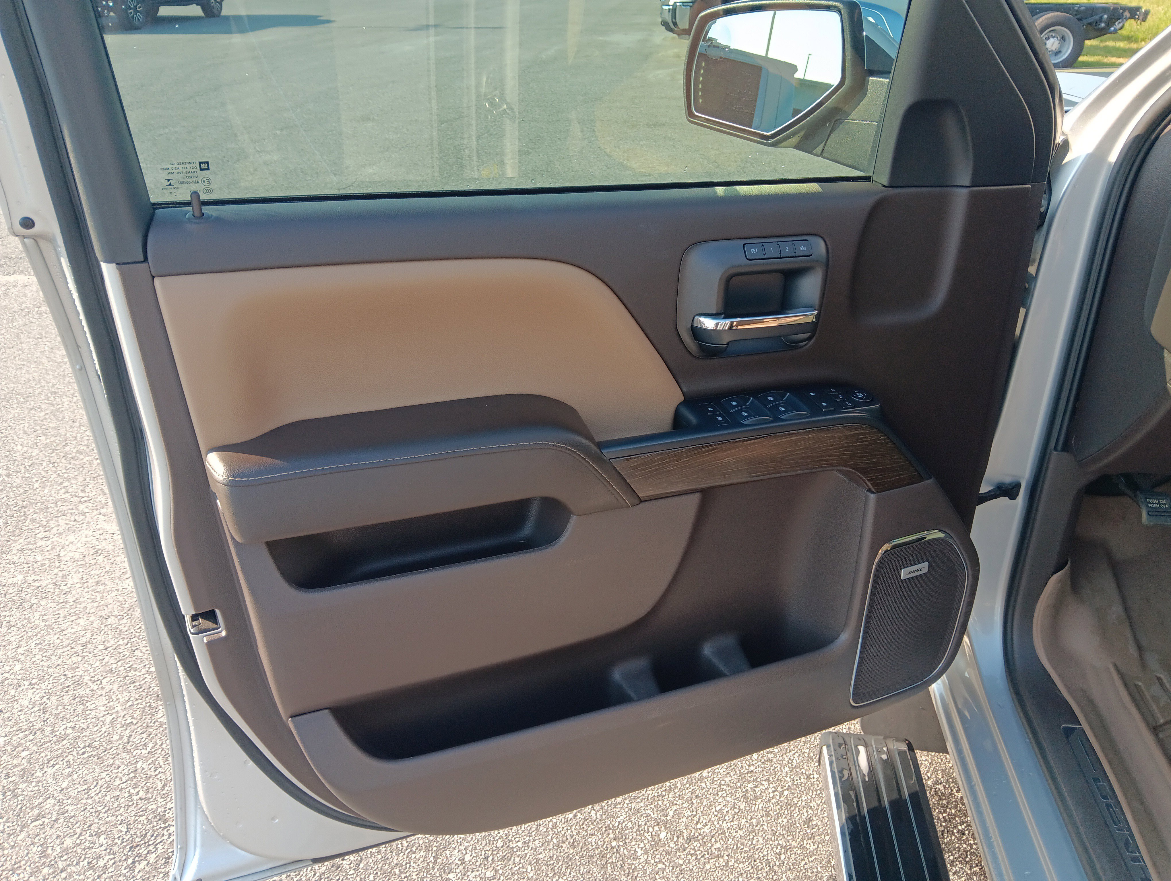 Used 2018 GMC Sierra 1500 Denali w/ Denali Ultimate Package AWD/4WD image 11