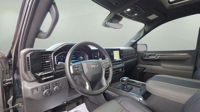 Used 2023 Chevrolet Silverado 1500 ZR2 w/ Technology Package image 29