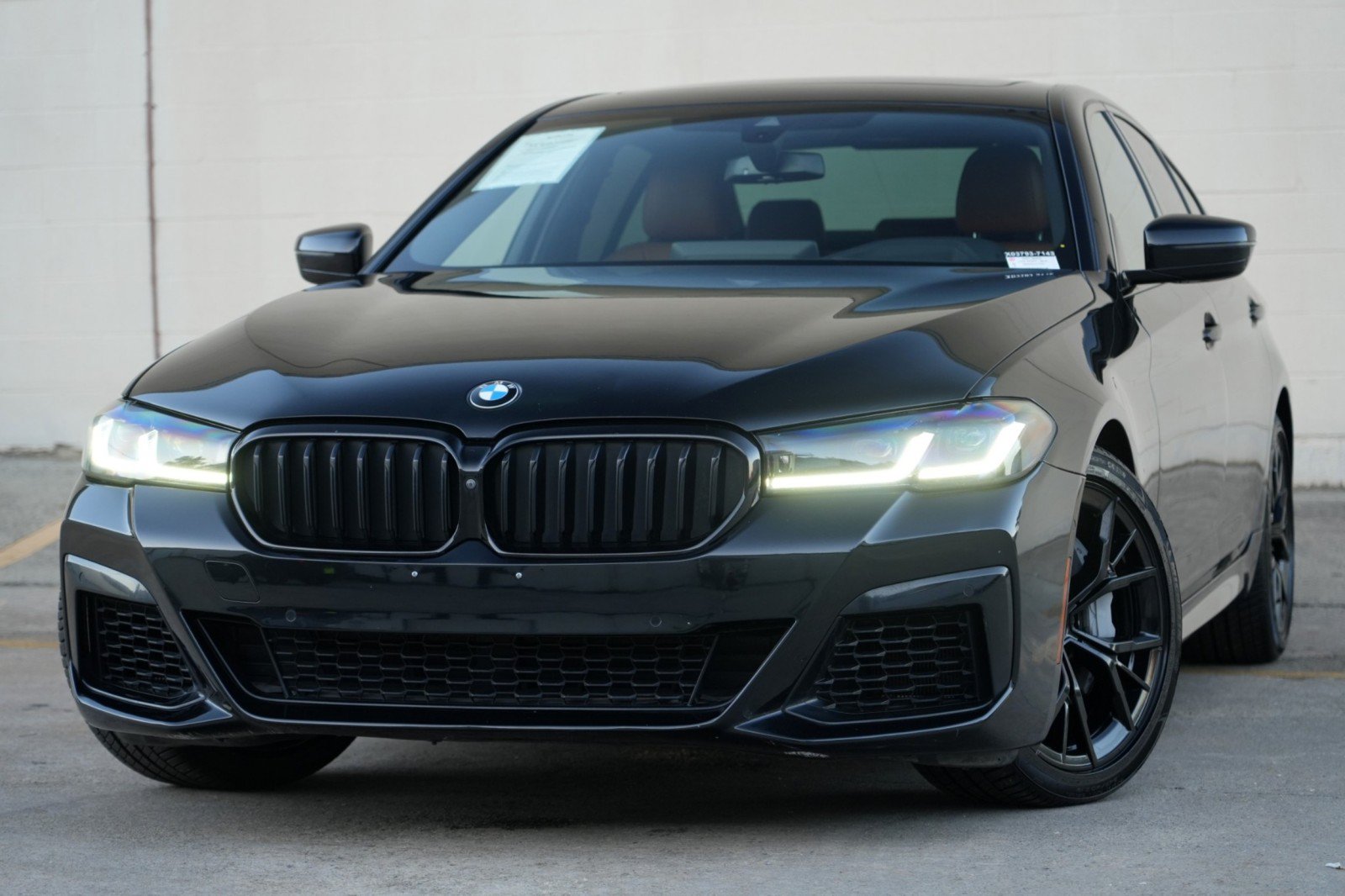 Used 2021 BMW 540i w/ M Sport Package RWD image 3