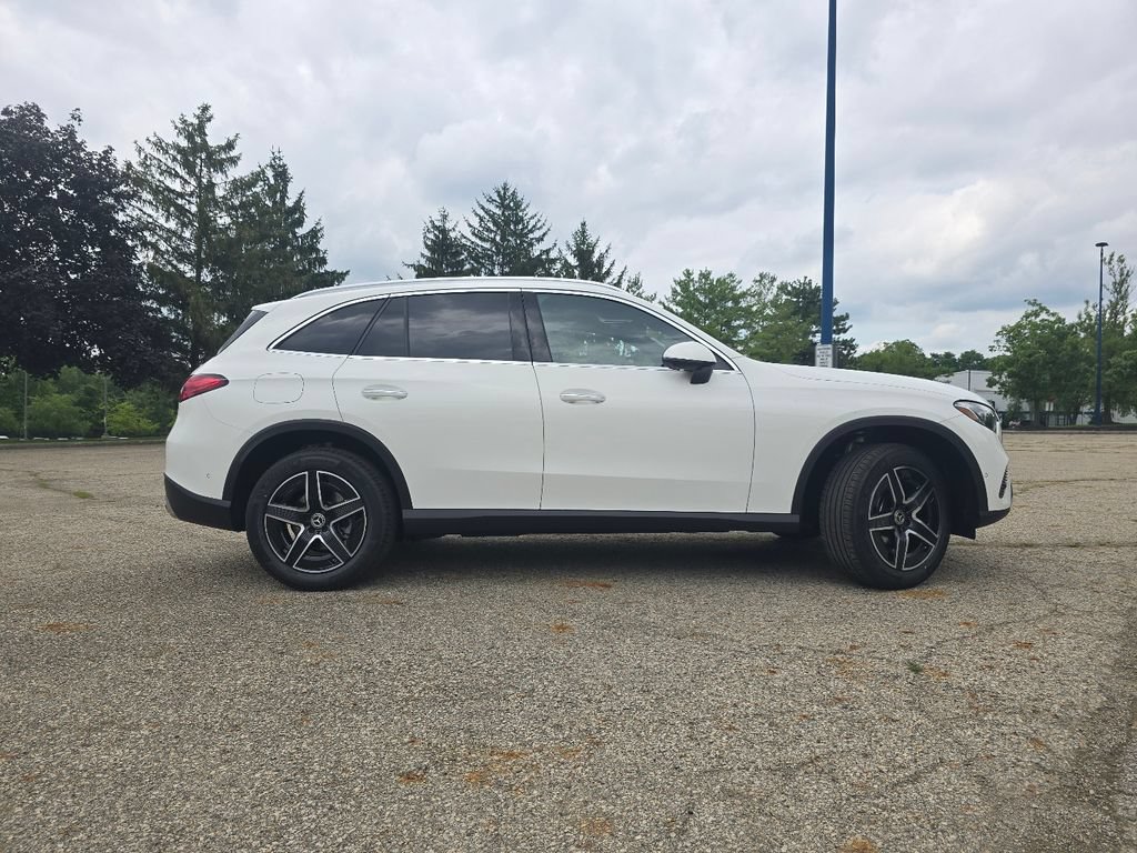 New 2027 Mercedes-Benz GLC 300 4MATIC image 18