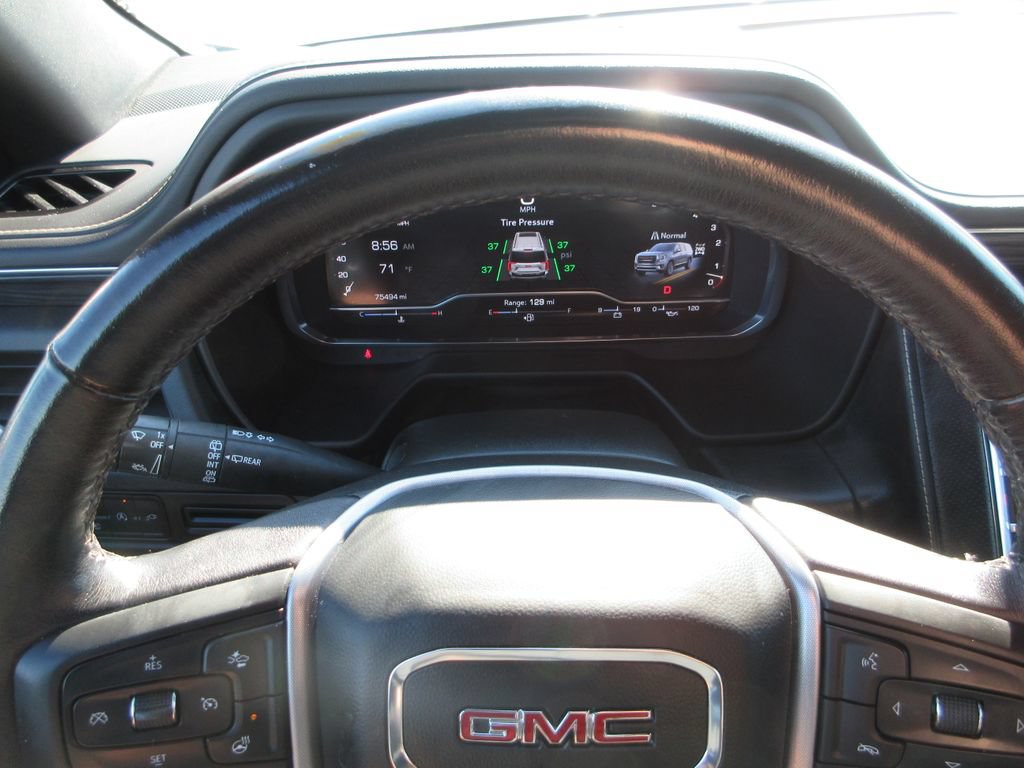 Certified 2022 GMC Yukon SLT w/ SLT Premium Package AWD/4WD image 31