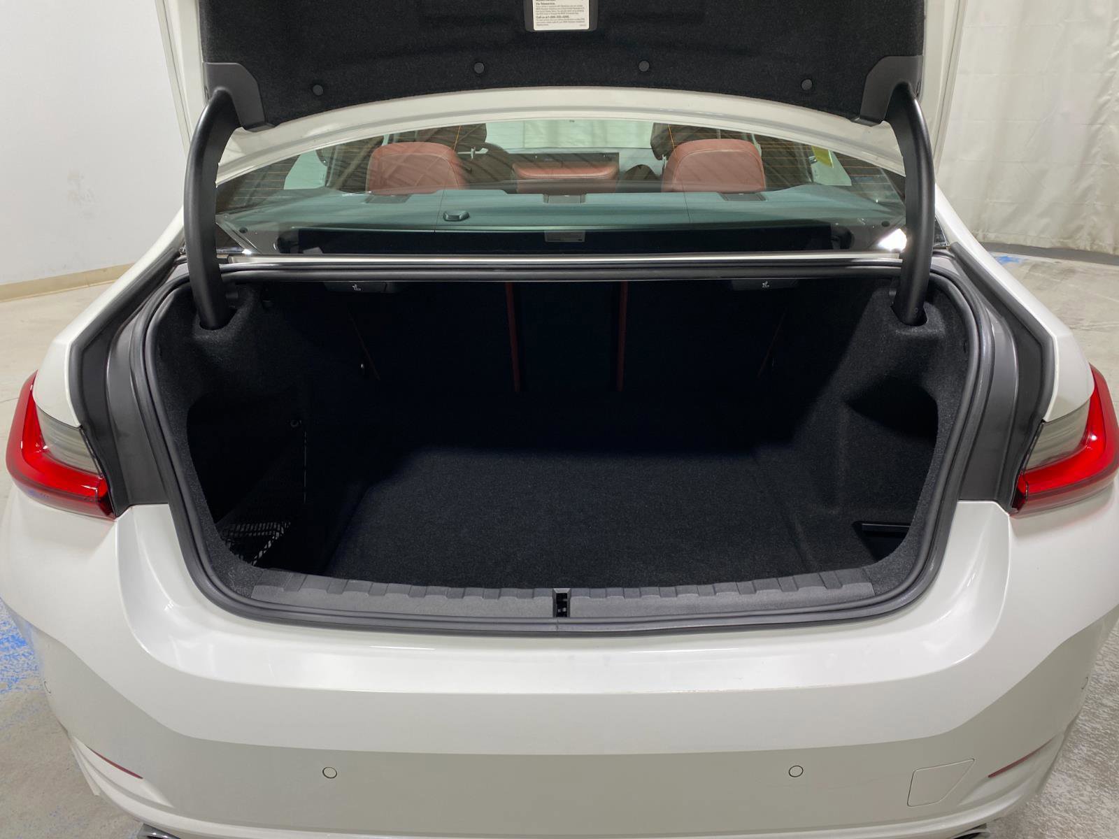 Certified 2024 BMW 330i xDrive 330i xDrive w/ Convenience Package image 28