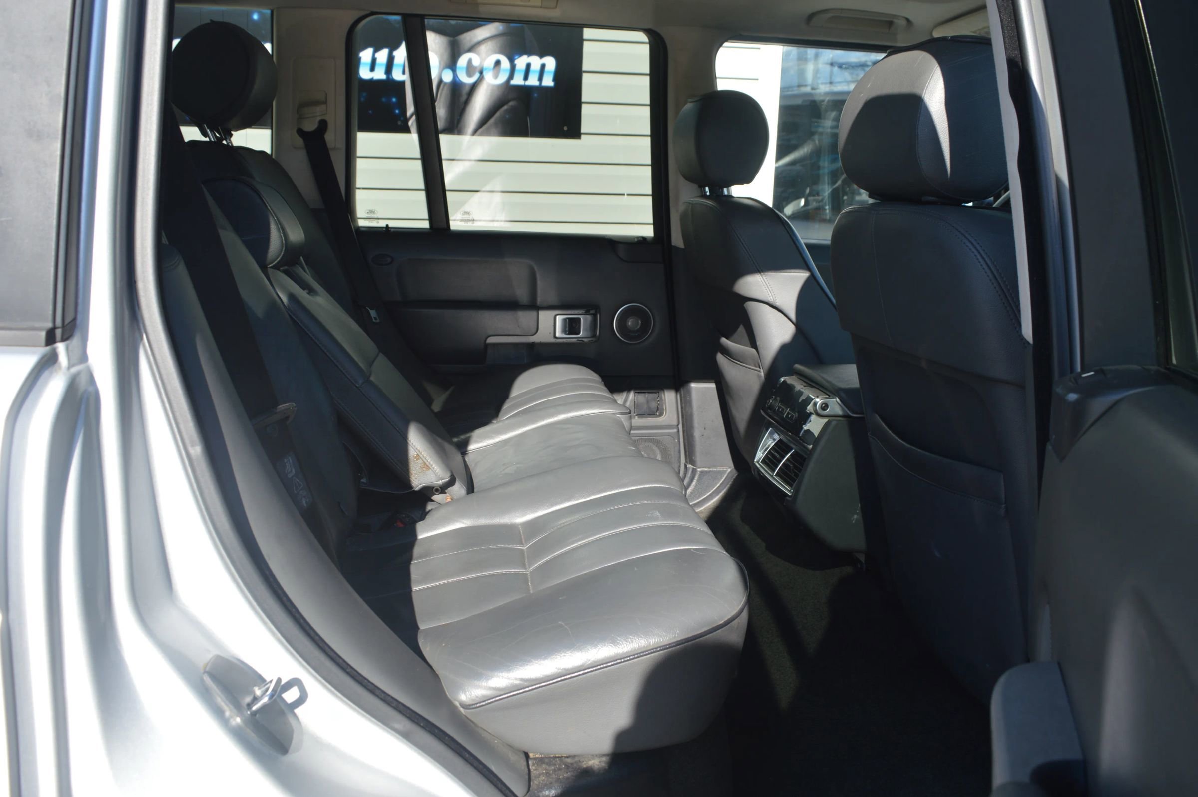 Used 2006 Land Rover Range Rover HSE image 19